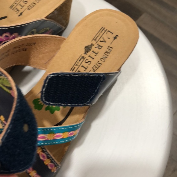 L’Atiste Swan Sandal in Navy Multi NWOB Size 40 EU US 9 - Picture 9 of 14